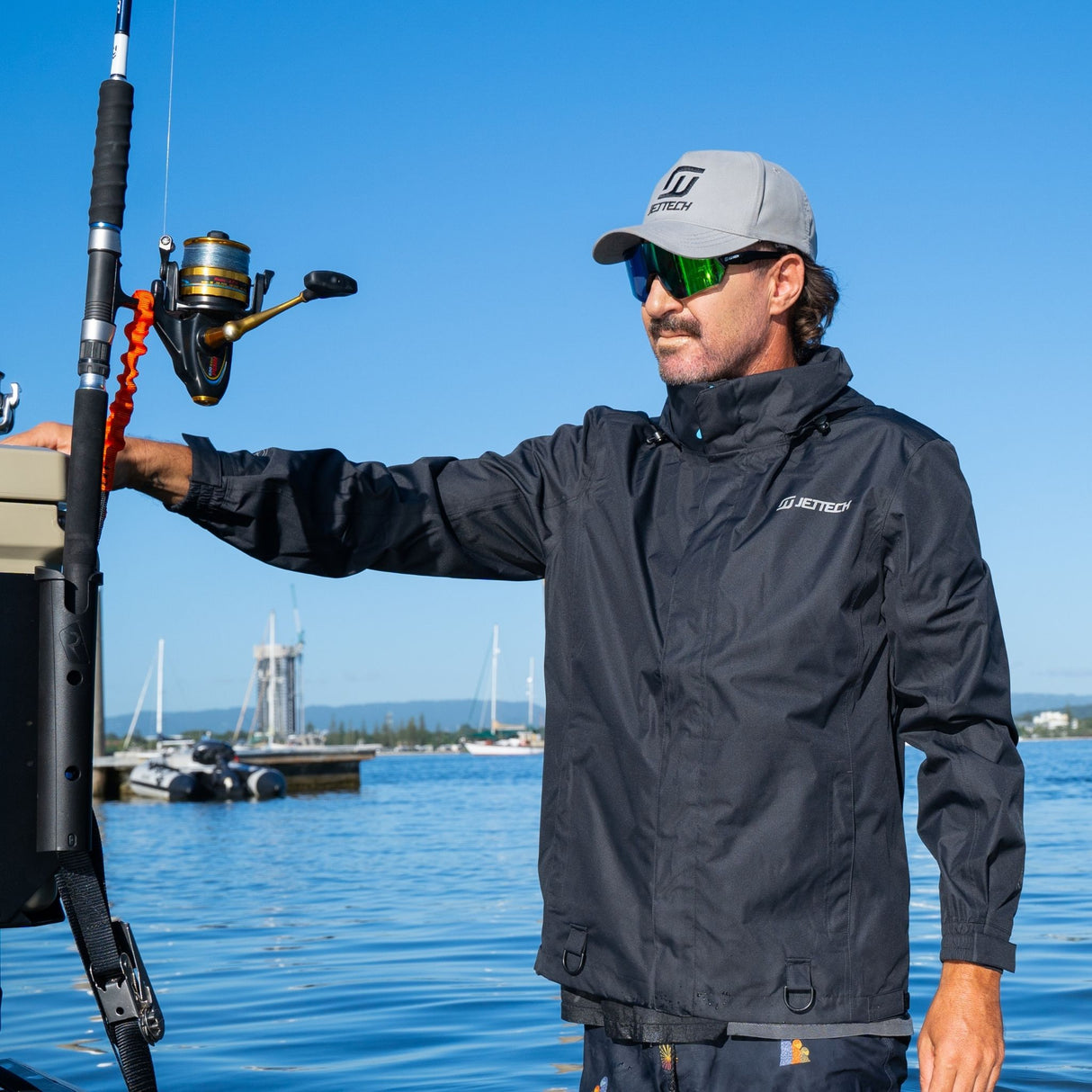 JET TECH SPRAY JACKET