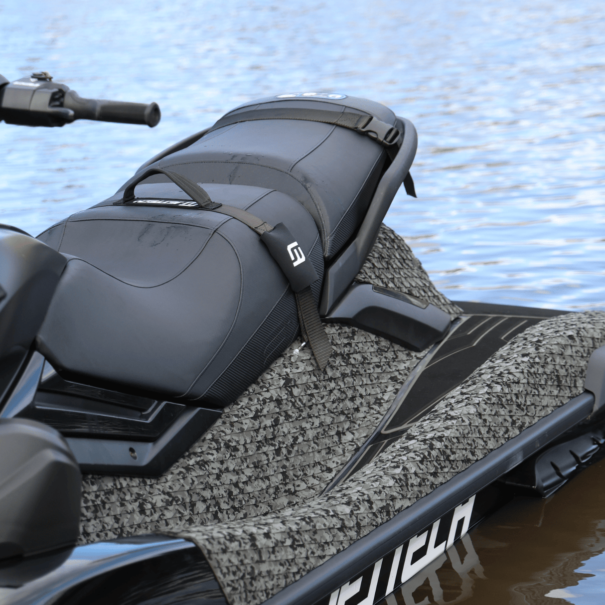 JET TECH SEAT STRAPS & HANDLE