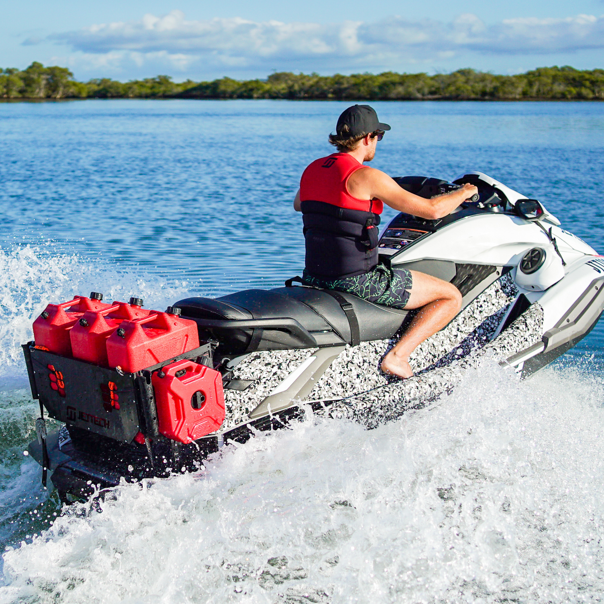 jet ski extra fuel crate