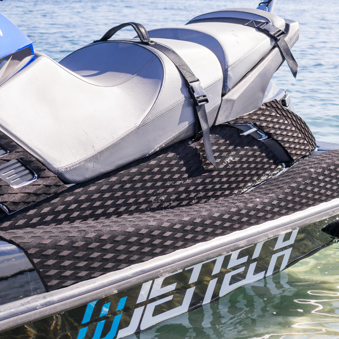 jet ski with black turf