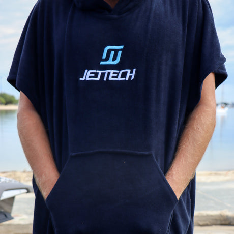 JET TECH HOODED PONCHO TOWEL