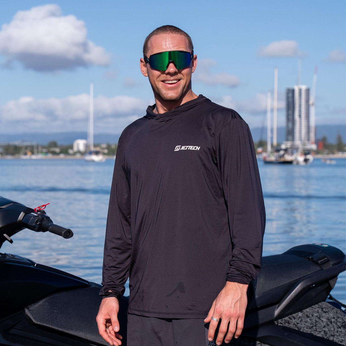 JET TECH LONG SLEEVE HOODED RASH SHIRT