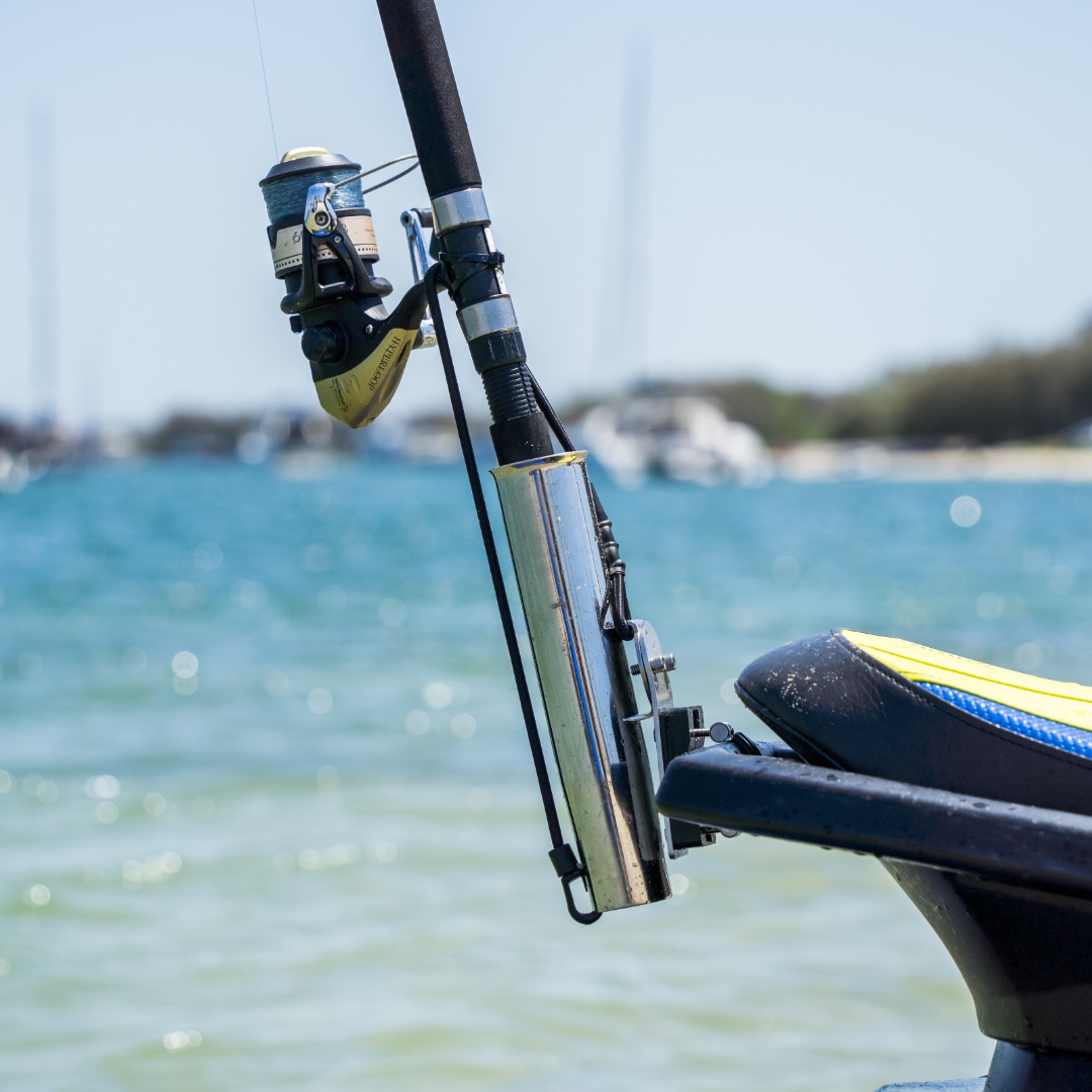 jet ski with singular rod holder